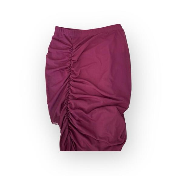 Burgundy See You Monday Mesh Skirt Size Medium Elastic Waist Ruched Detail - Picture 1 of 5